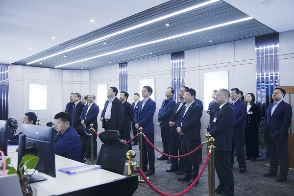 IMG_0989.jpg IMG_0989.jpg